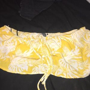 Yellow beach top forever 21